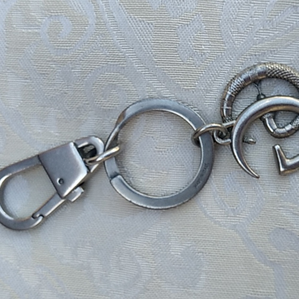 Gucci Keychain - Picture 5 of 9